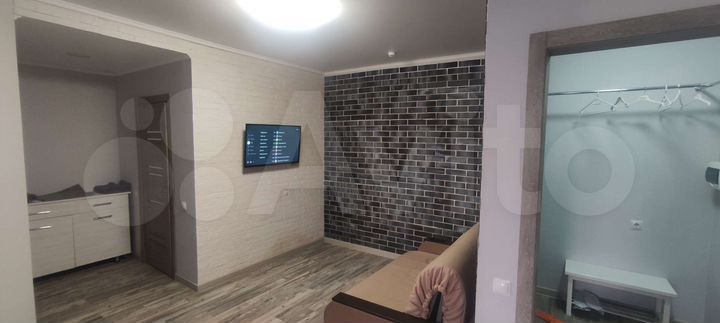 2-к. квартира, 47 м², 1/5 эт.