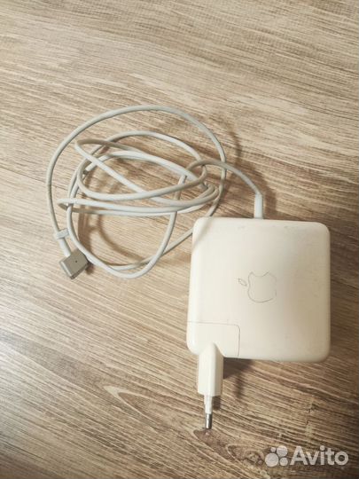 Зарядник для макбука 85w