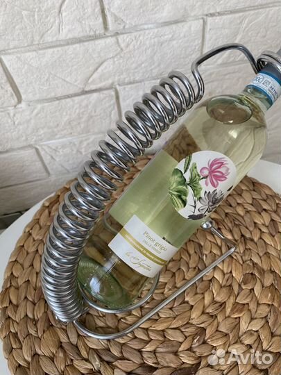 Подставка для винных бутылок