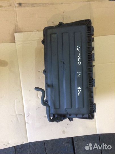 Корпус фоздушного фильтра поло 5 1.4 cggb