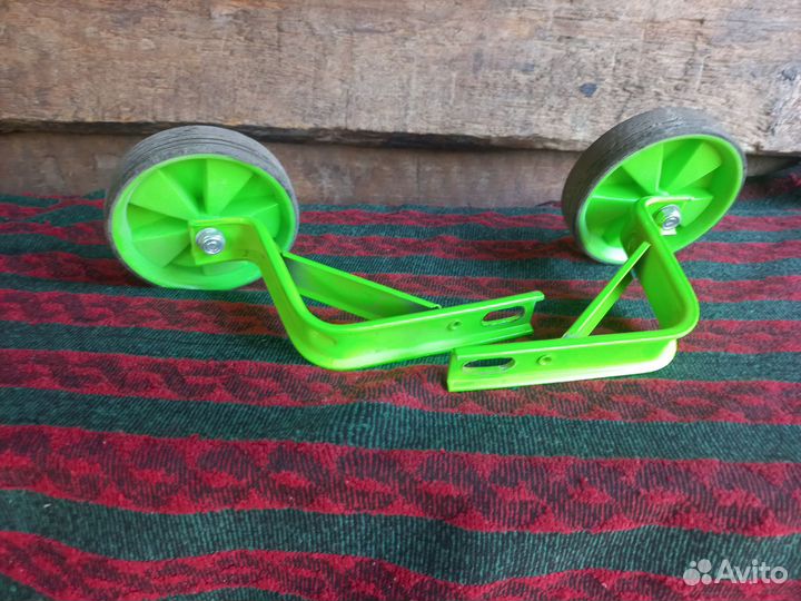 Колеса боковые