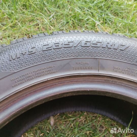 Goodyear UltraGrip 500 235/65 R17 108T