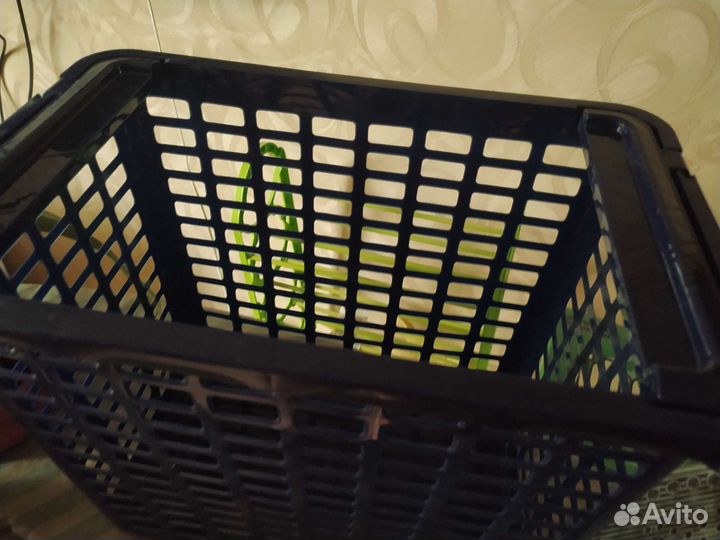 Корзины пластиковые