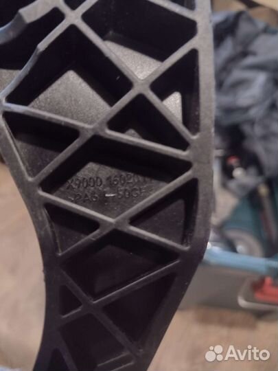 Педаль сцепления Рено дастер,Лада Ларгус