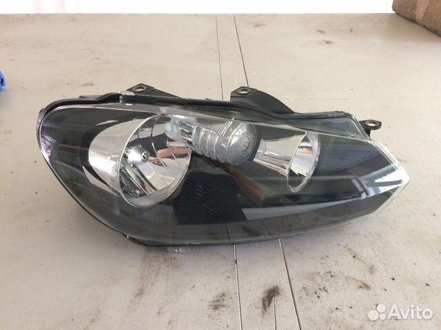 Фара правая VW Golf/2009