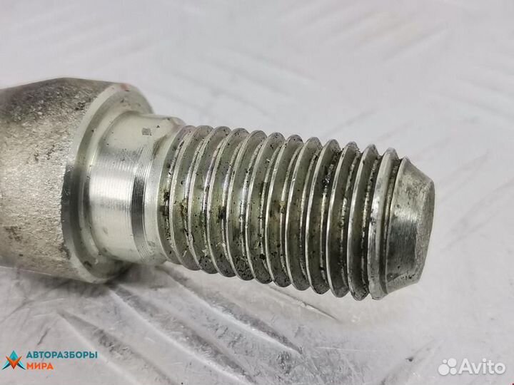 Крюк буксировочный Mazda CX-5 2012