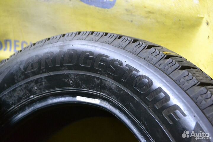 Bridgestone Blizzak VRX2 205/60 R16