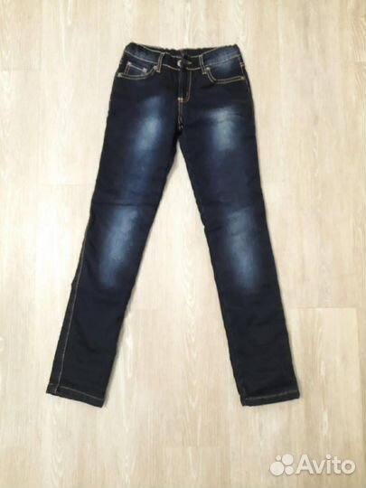 Джинсы и джемпер 134-140