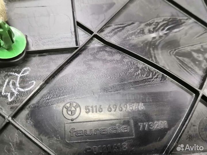 Накладка на центральную консоль правая Bmw X5 E70