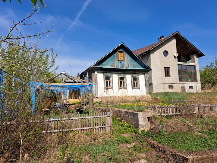 Дом 280 м² на участке 19 сот.