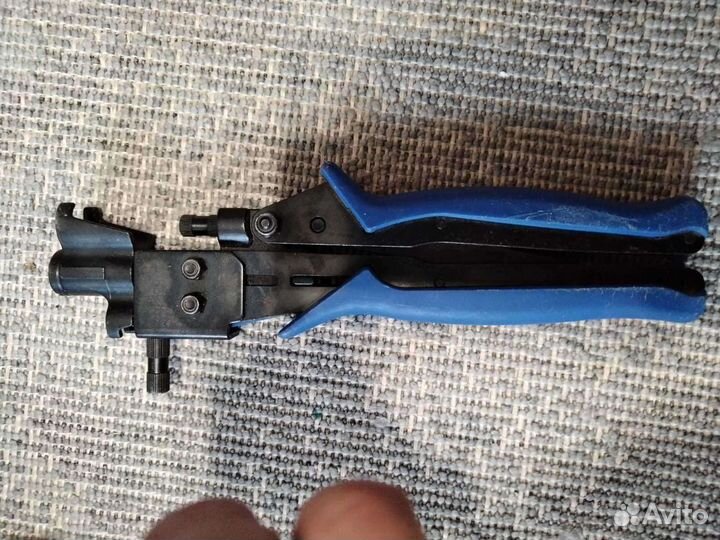 Клещи обжимные и другое оборудование