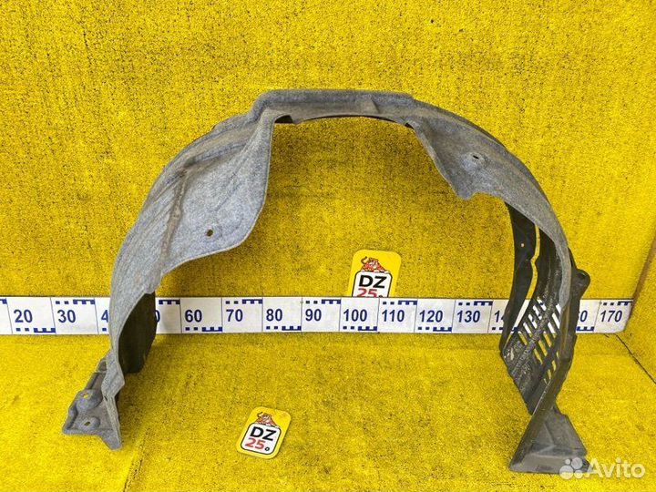 Подкрылок передний левый Lexus