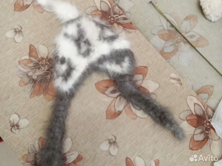 Шапочка для девочки из кроличьего пуха