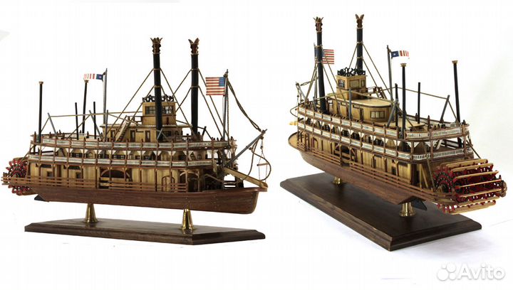 Модель корабля - колесный пароход 