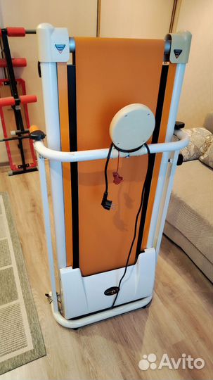 Электрическая беговая дорожка