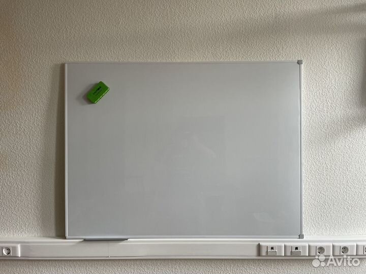 Магнитно маркерная доска. + маркеры