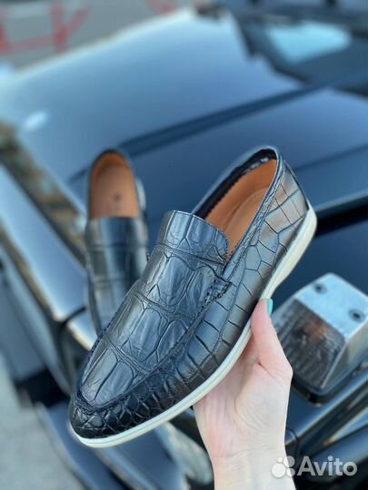 Лоферы мужские Loro Piana из кожи крокодила