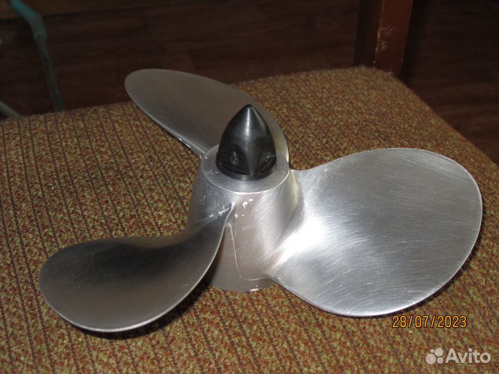 Винт для Ямахи 8 эндуро