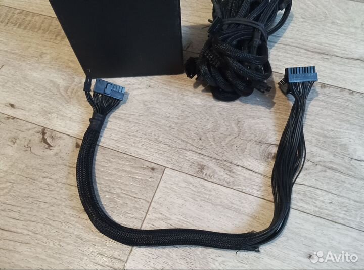 Блок питания Be Quiet 1000W