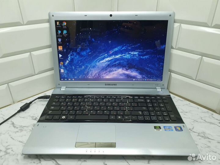 Samsung NP-RV520