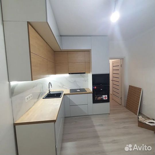 Кухонный гарнитур. Цена за всю кухню