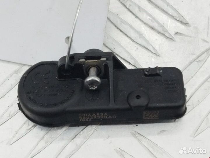 Датчик давления в шине Dodge Grand caravan 5 2011