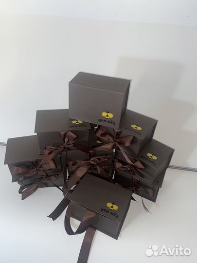 Коробки подарочная