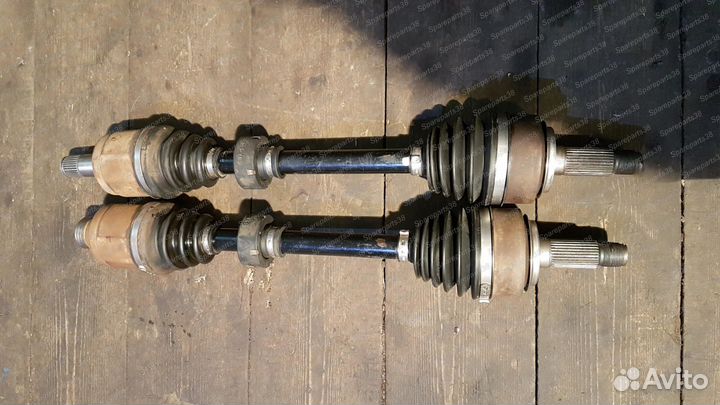 Привод передний левый Honda legend KB2