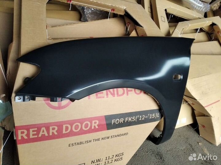 Крыло переднее левое Mitsubishi L 200 Pajero Sport