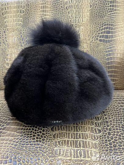 Шапка зимняя меховая женская