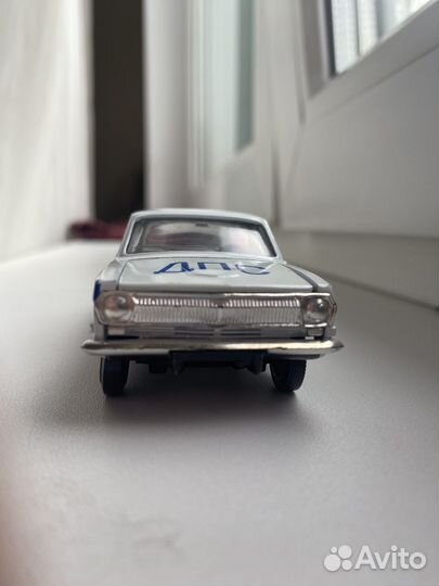 Модель автомобиля Газ 24