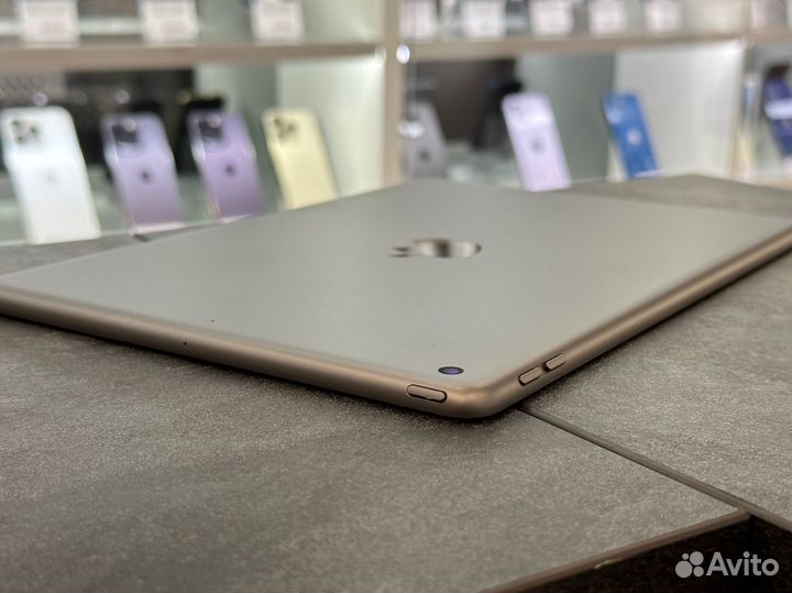 iPad 9 2021 64gb на гарантии акб 100