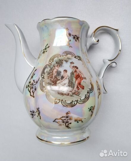 Чайник из сервиза Oscar Schlegelmilch Madonna