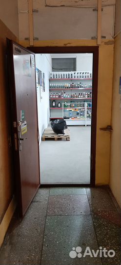 Усилитель бампера Toyota Land Cruiser (J200) 07-21