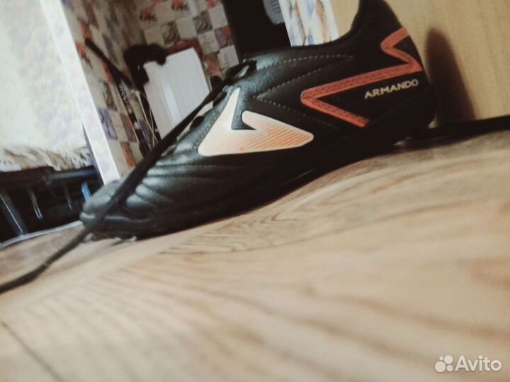 Футбольные бутсы 36 размер