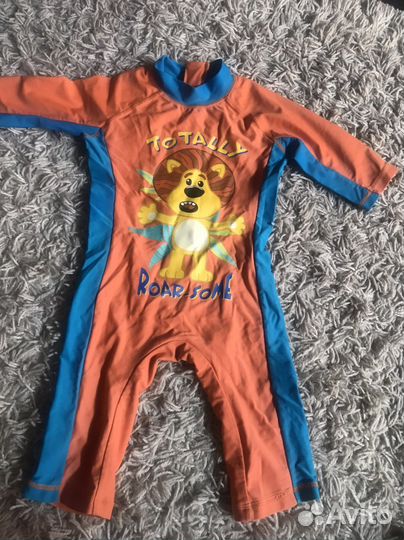 Плавательный костюм 98