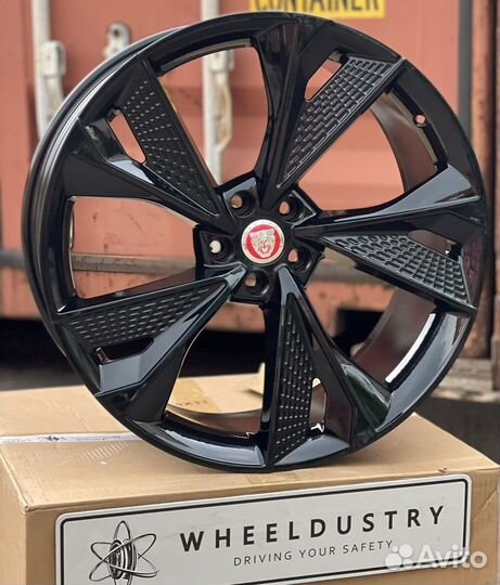 Кованые диски R21 Jaguar F-Pace SVR