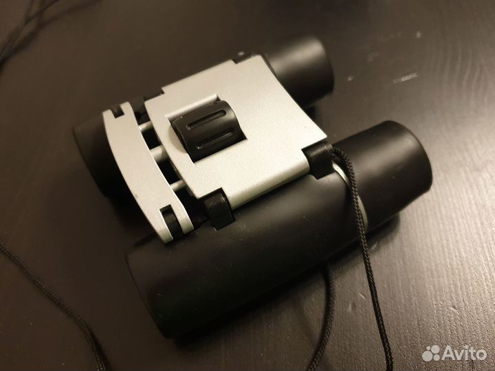 Бинокль карманный 8х21 в пластиковом кейсе