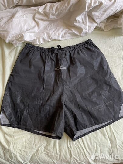 Essentials шорты