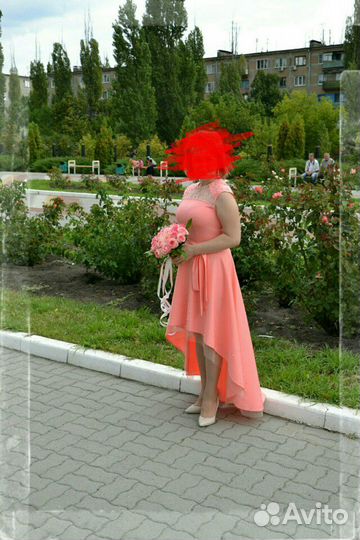 Платье нарядное