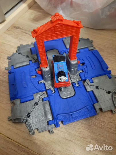 Паровозик томас