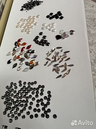 Стразы Swarovski декор для ногтей