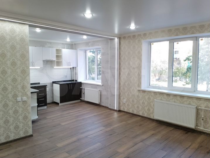 3-к. квартира, 60 м², 1/9 эт.