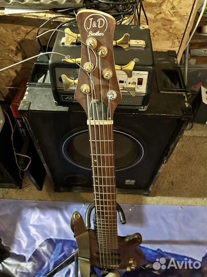 Бас Усилитель Ampeg. Бас гитара J&D