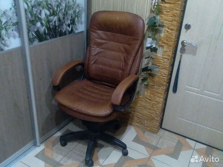 Кресло офисное