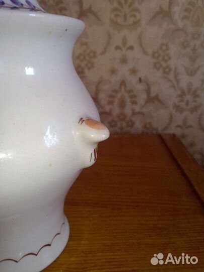 Фарфоровая сахарница старинная