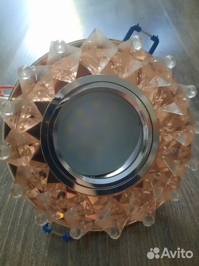 Светильник потолочный светодиодный