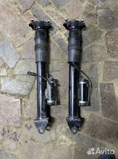 Пневмо амортизатор на GL задний