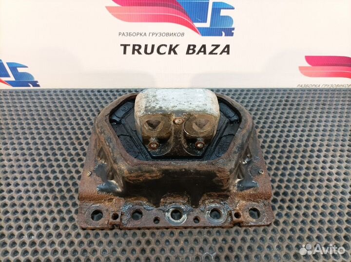 Опора двигателя задняя