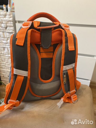 Новый школьный ортопедический рюкзак дино